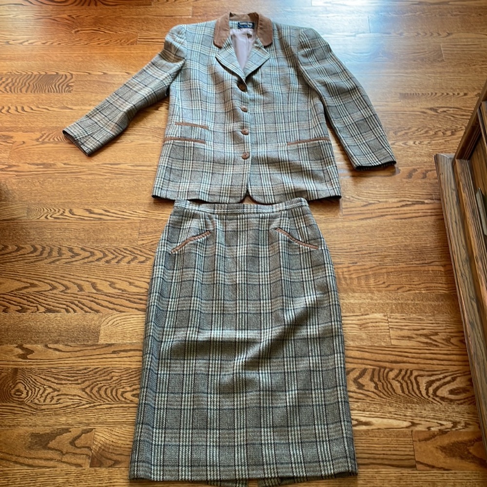 Country Shop Vintage Three Piece Wool Plaid and Suede Trim Suit - Picture 5 of 13